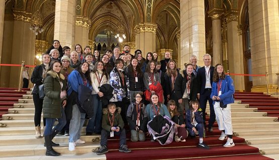 A  Diaszpóra Program résztvevői a Parlamentben