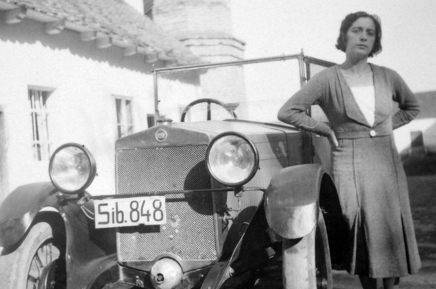 Nő autóval, 1924.