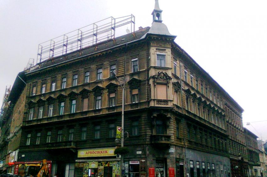 Egykori Lloyd,majd Skála kávéház, Budapest, Rákóczi út 75.
