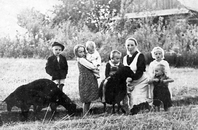 Wiktoria Ulma hat gyermekével