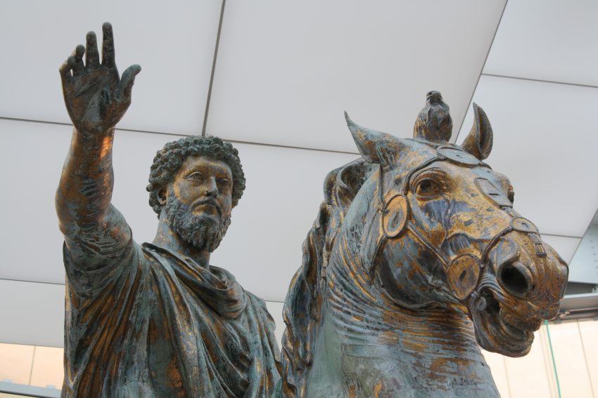 Marcus Aurelius lovas szobra