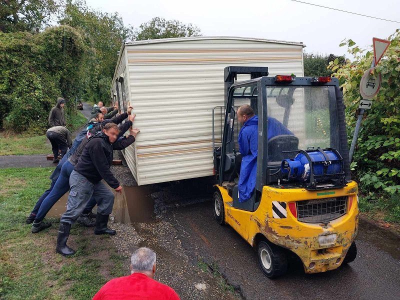 Önkéntesek Nagymaroson - A kép a szerző tulajdona