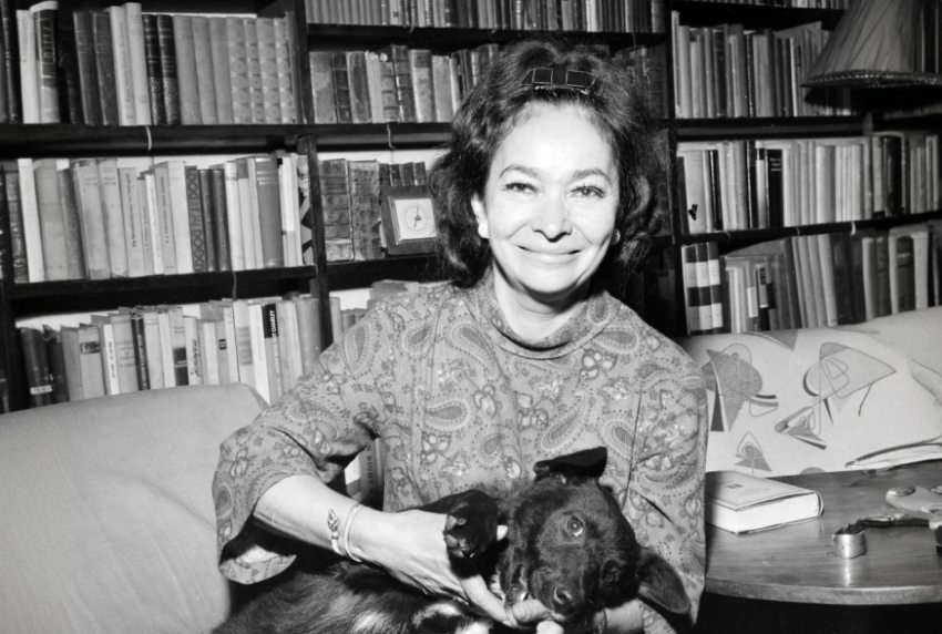 Szabó Magda otthonában