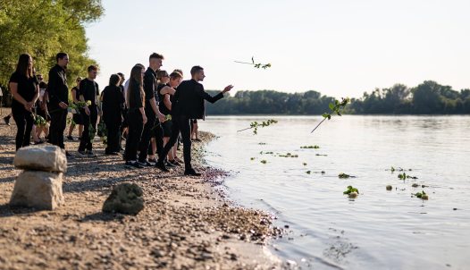 halálos baleset áldozatának búcsúztatása
