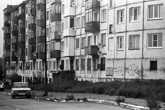 Panelromantika. 3000 euróért már lehet venni egy komplett lakást a belvárosban.