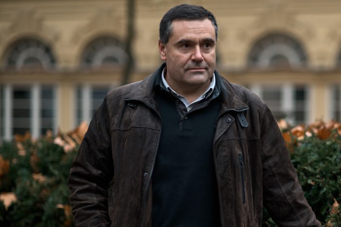 Dr Balázs Bálint