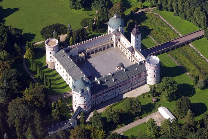 Krasiczyn-i kastély - Kép: Wikipédia