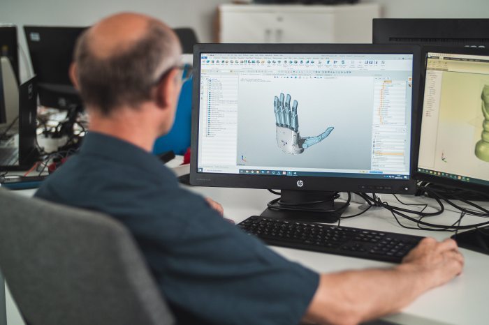 designing an artificial hand