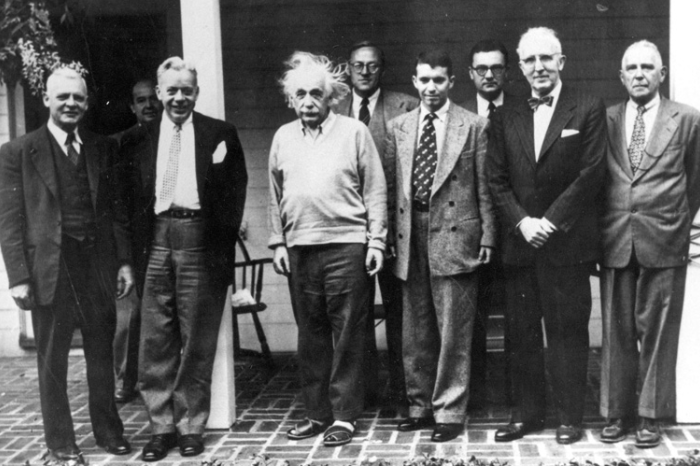 Neumann János Einsteinnel