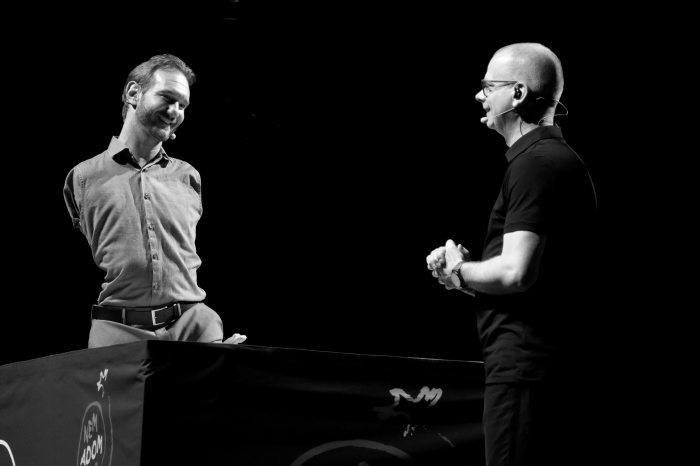 Nick Vujicic and his interpreter in Budapest