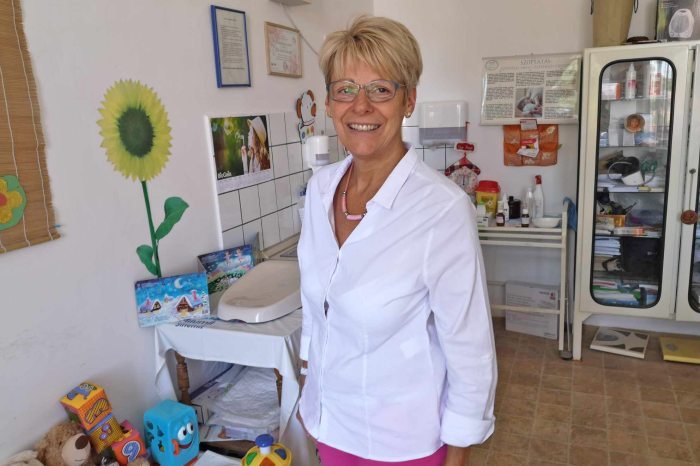 Aranka Szabóné Kurucz, the health visitor of Tokodaltáró