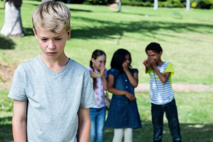 nyári tábor bullying