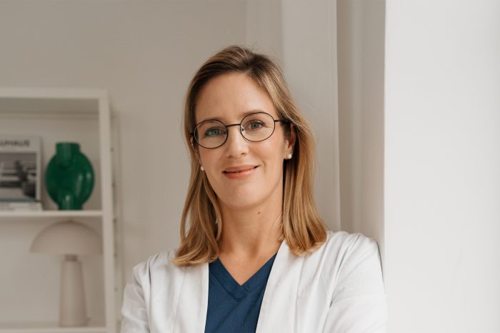 Dr. Benkovics Júlia