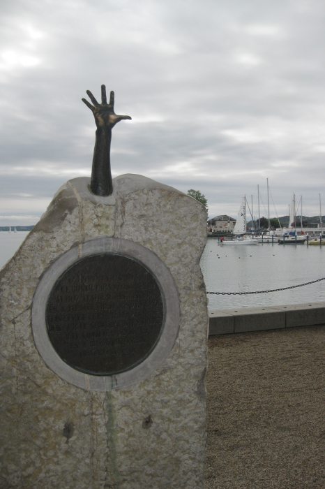 Pajtás hajó emlékmű Balatonfüred