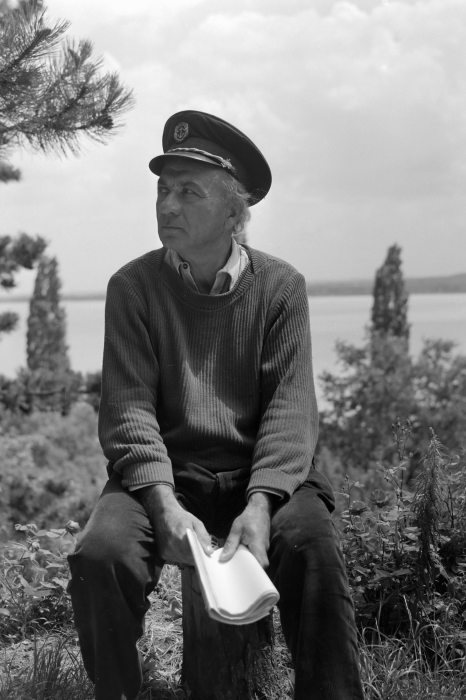 Illyés Gyula tihanyi kertjében, 1963, Fortepan / Szalay Zoltán 