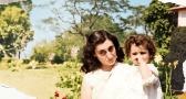 Indira Gandhi gyermekével - kép: profimedia / Képmás-illusztráció