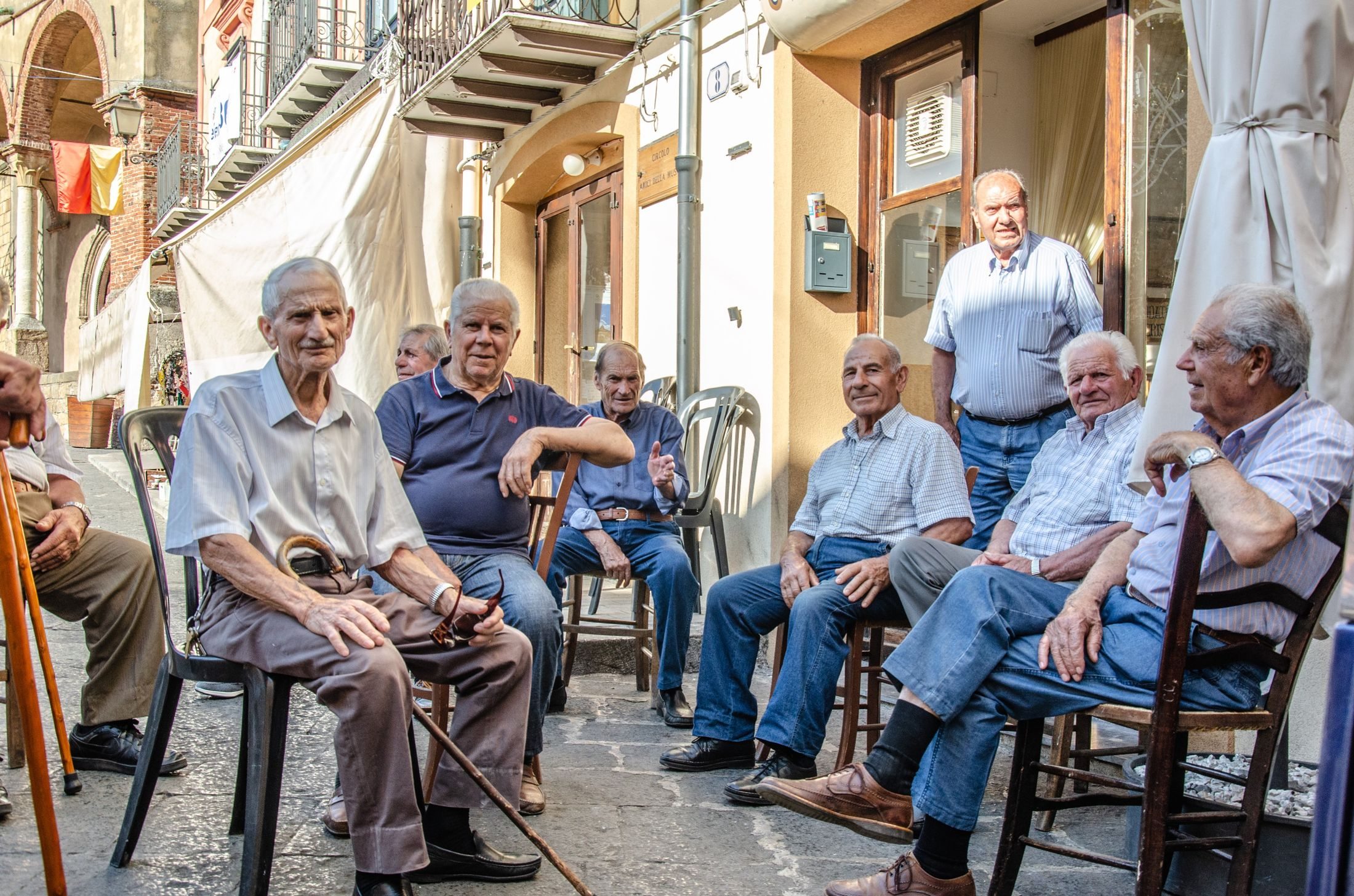 Castelbuono idős lakosai, Olaszország