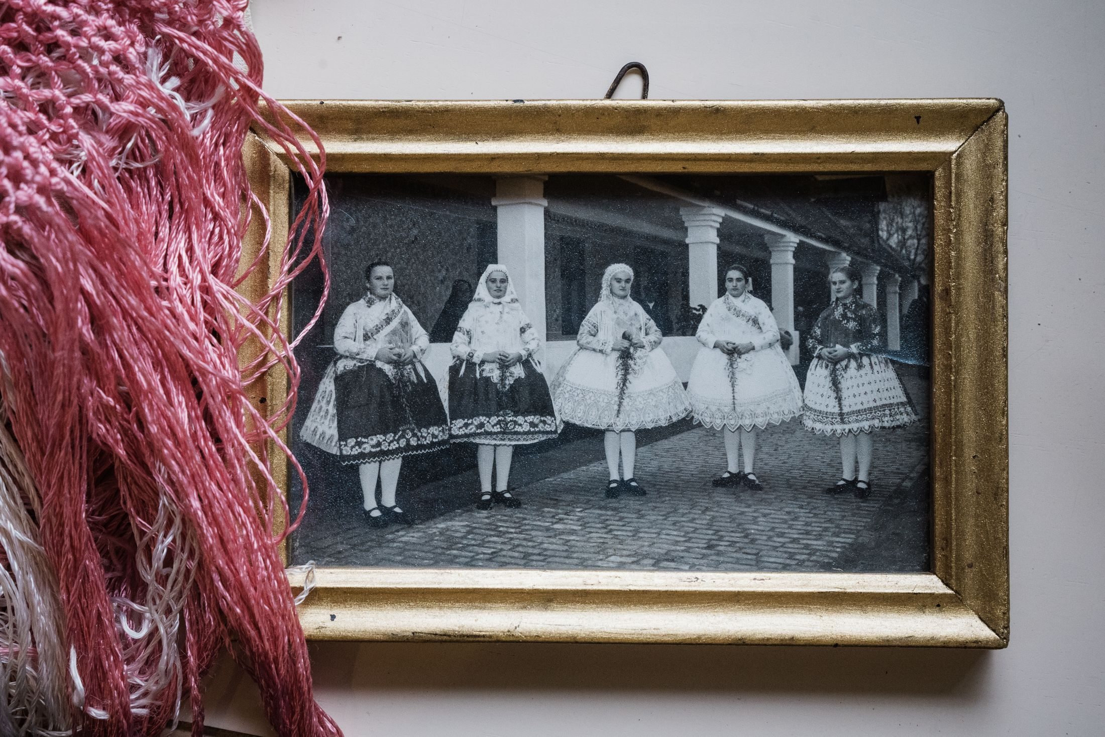 menyasszonyok régi fotón