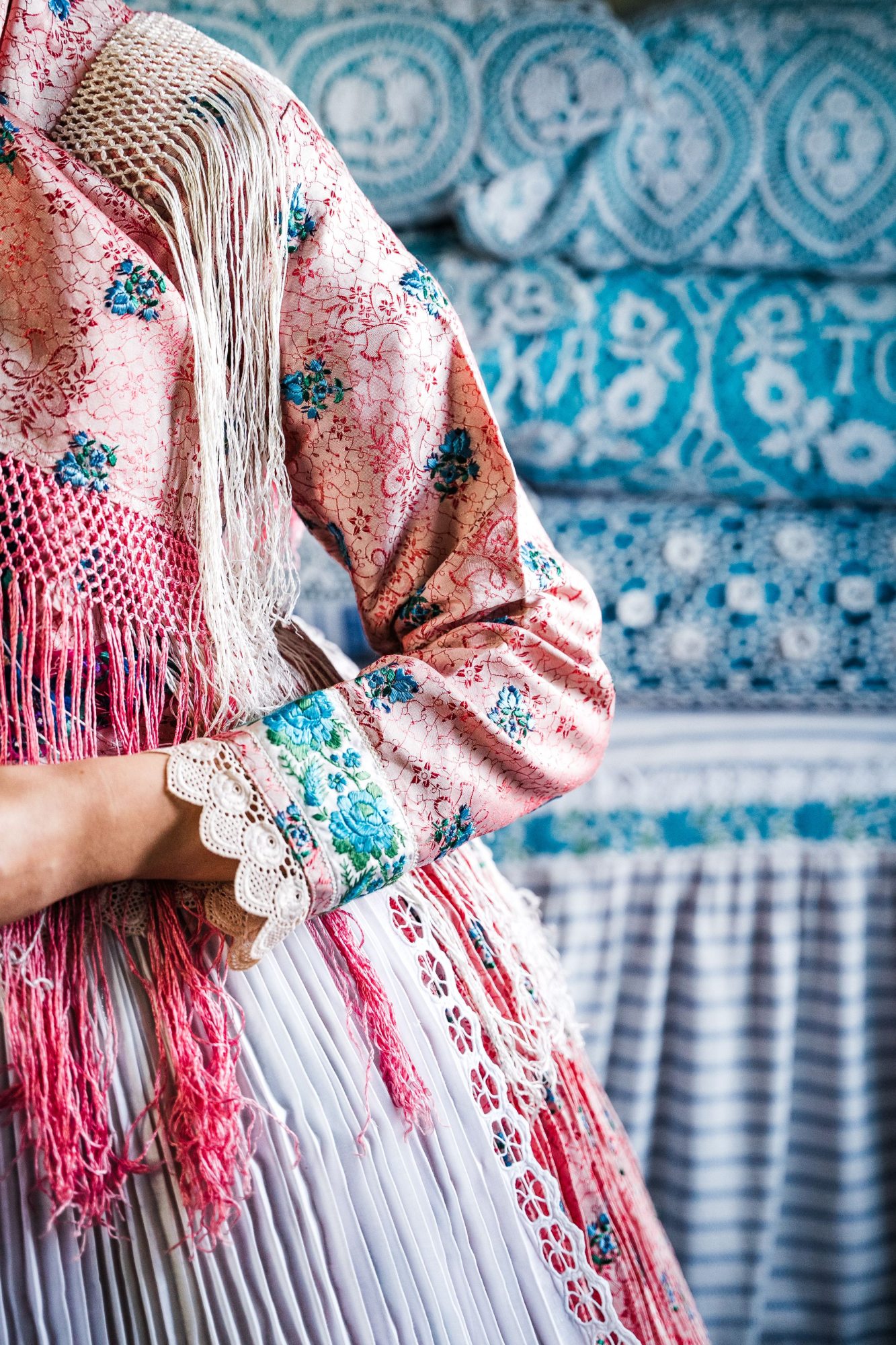 színes menyasszonyi ruha