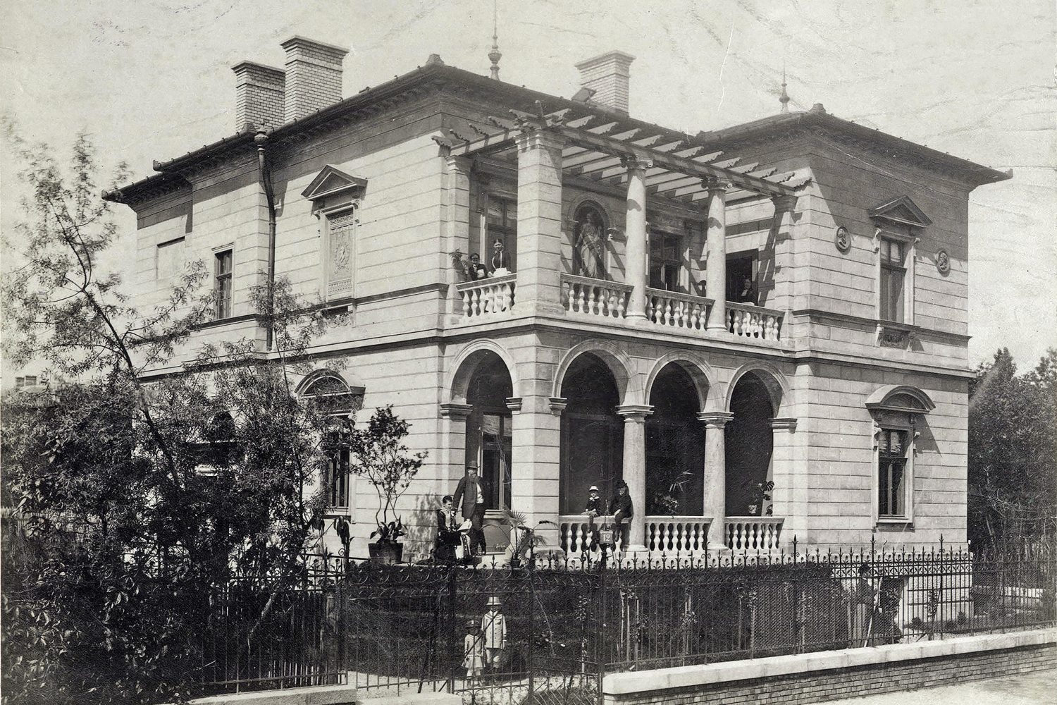 Epreskert villa