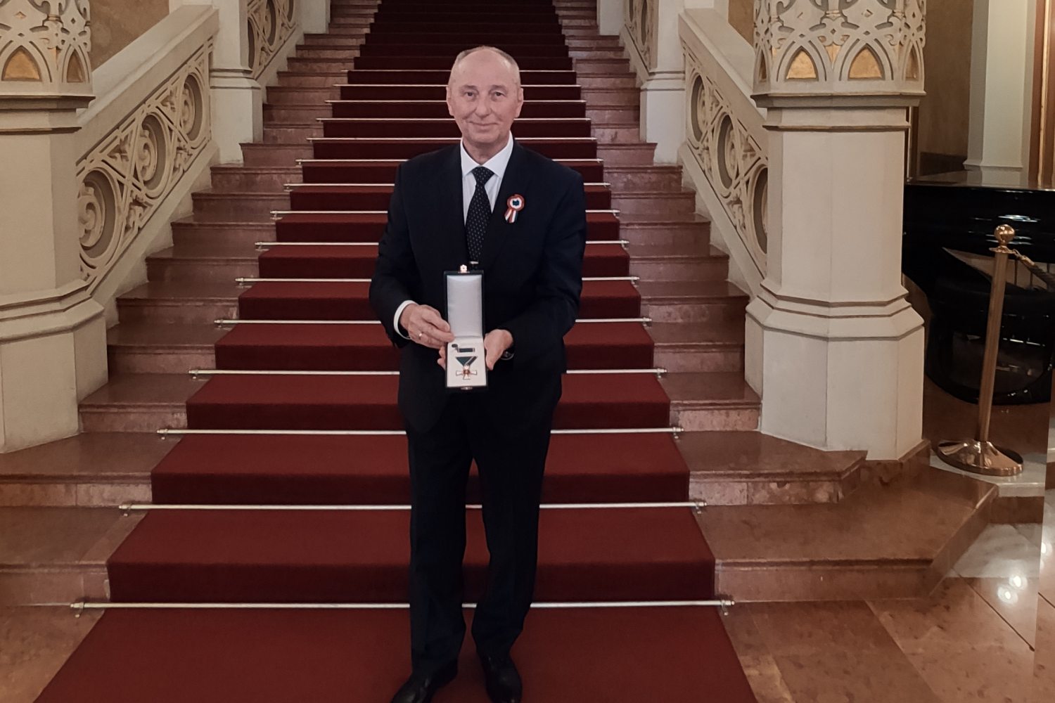 Magyar Érdemrend Lovagkeresztje kitüntetés