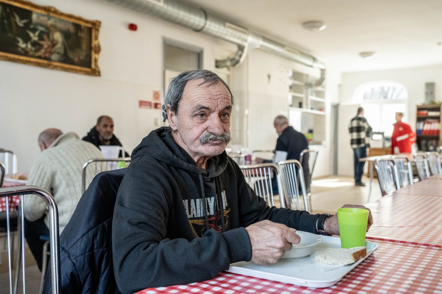 A miskolci Népkonyha vendégei
