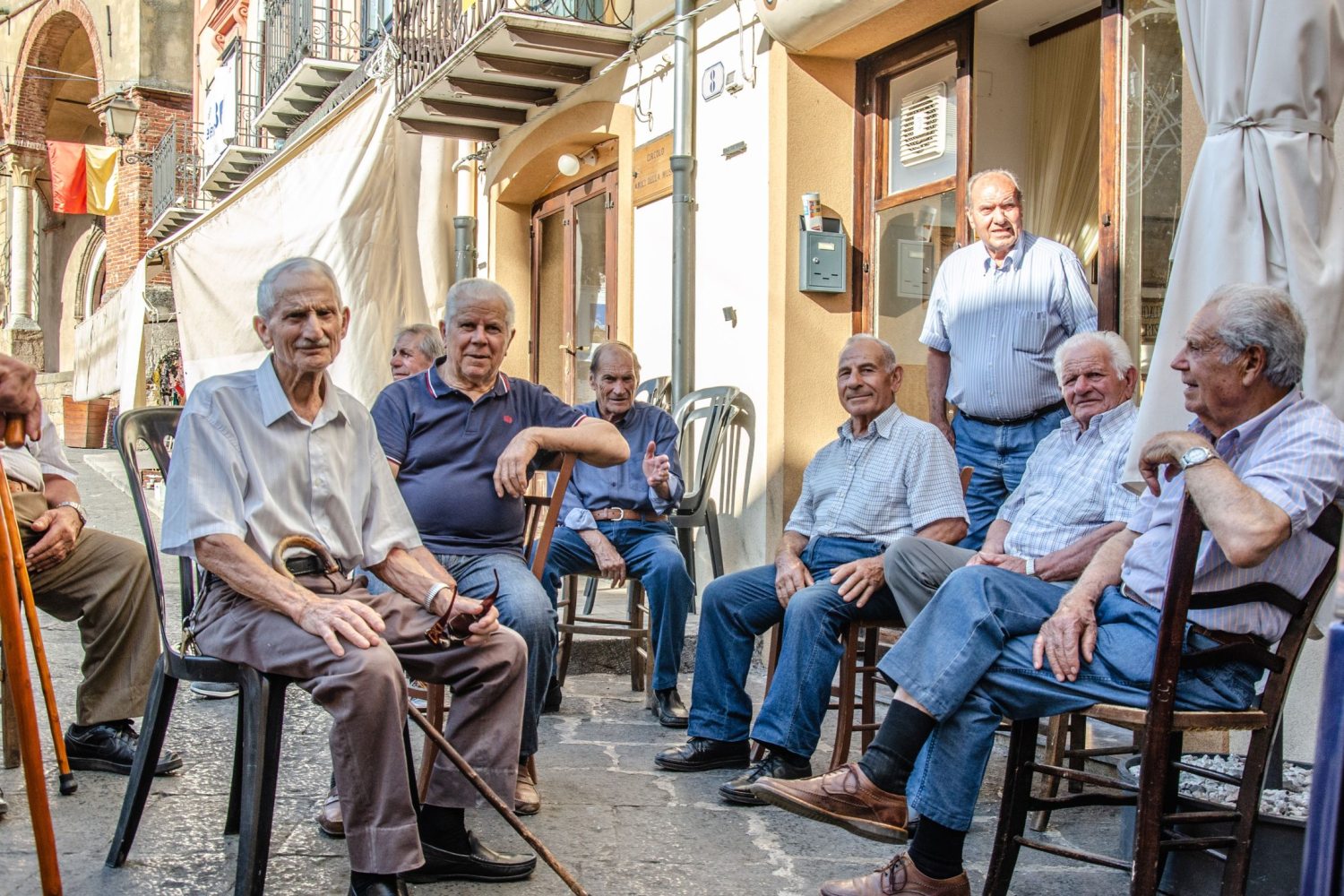 Castelbuono idős lakosai, Olaszország