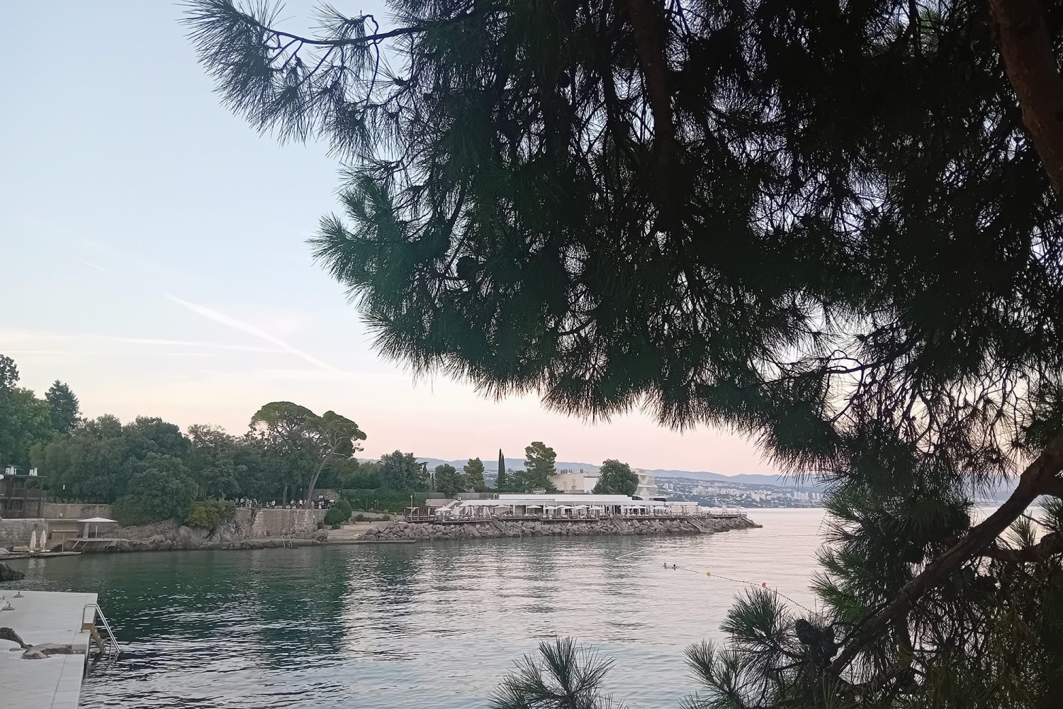 Abbázia egy strandja