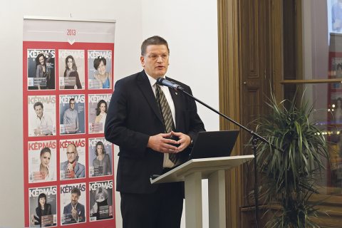 Dr. Velkey György a Képmás-esten