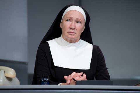 Udvaros Dorottya a Kétely című előadásban