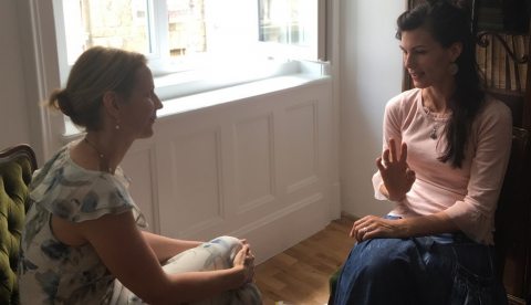 Antal-Ferencz Ildikó Olaj Anett-tel beszélget