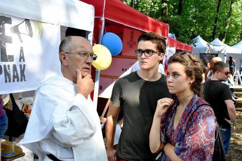 Jacek atya