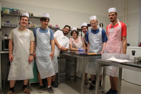 A KockaCsoki autista fiataloknak segít a boldogulásban