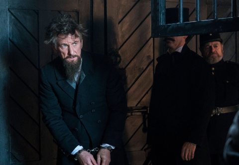 Sean Penn A professzor és az őrült című filmben