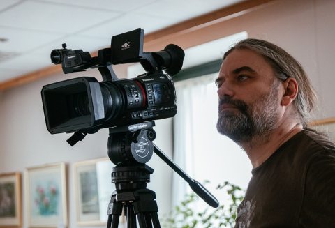 Csibi László rendező kamerával