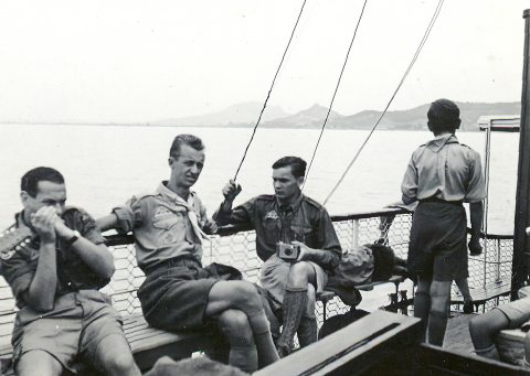 Cserkészek hajóznak a Balatonon 1939-ben 