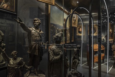 A Petőfi-kiállítás Kötelék terme 