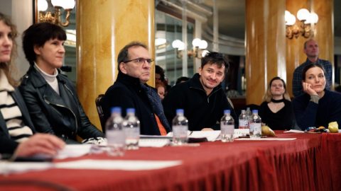 a Vígszínház színészei A hazug olvasópróbáján