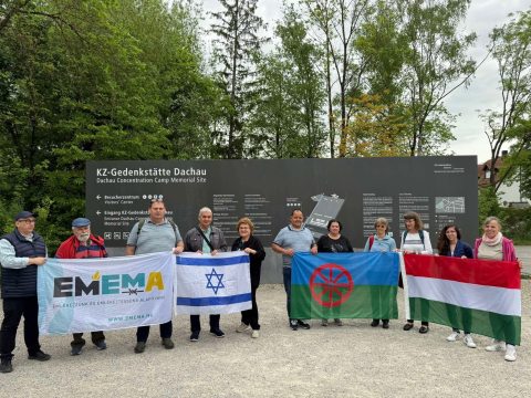 roma holokauszt emléknap során zarándoklat Auschwitz-Birkenauba