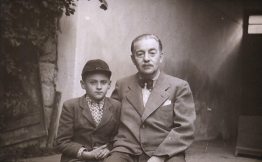 Csák György nagyapjával
