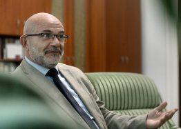 Apor Vilmos Katolikus Főiskola Gloviczki Zoltán