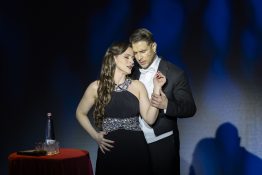 Operettszínház színpadán A cirkuszhercegnő